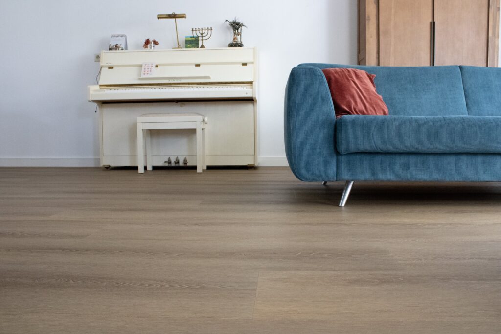 Stroken Vtwonen sun kissed PVC vloer van Stile Floors – stijlvol en duurzaam van Stile Floors.