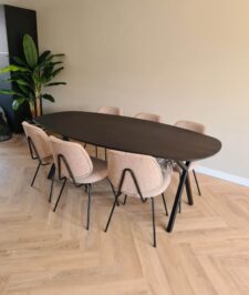 Visgraat Sophia beige eiken PVC vloer van Stile Floors – realistische houtlook voor woonkamer en slaapkamer.