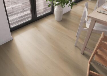 Stroken Julia warm eiken PVC vloer van Stile Floors – stijlvol en duurzaam van Stile Floors.