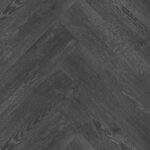 Visgraat Oscar diep zwart eiken PVC vloer van Stile Floors – realistische houtlook voor woonkamer en slaapkamer.