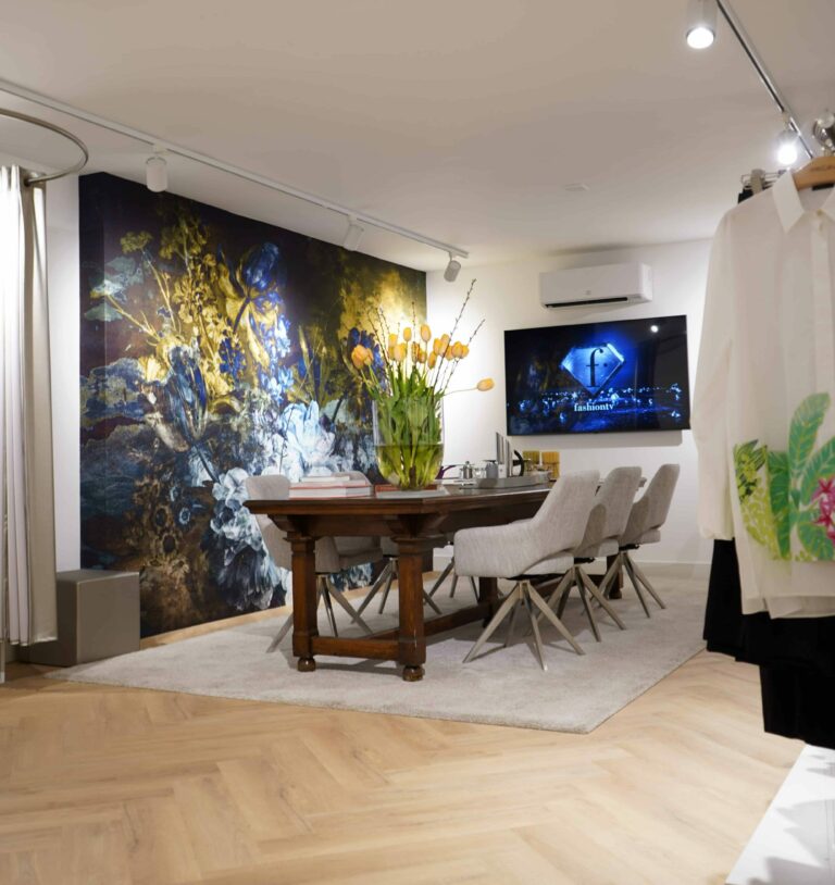 Visgraat Sophia beige eiken PVC vloer van Stile Floors – warme houtlook voor huiselijke ruimtes.