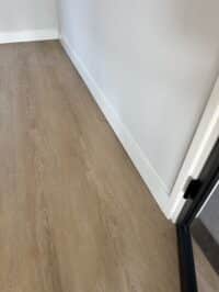 Stroken Sophia licht eiken PVC vloer van Stile Floors – stijlvol en duurzaam van Stile Floors.