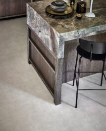 Vloertegel VTwonen basic naturel PVC vloer van Stile Floors – warme houtlook voor huiselijke ruimtes.