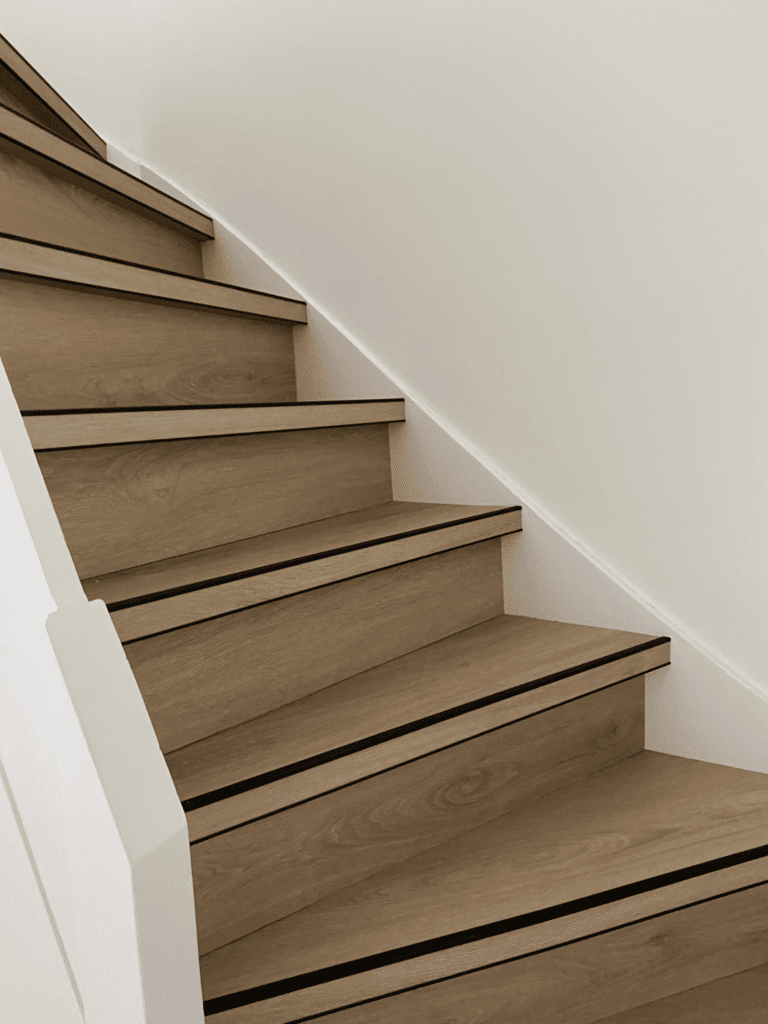 Stile Floors - PVC traprenovatie