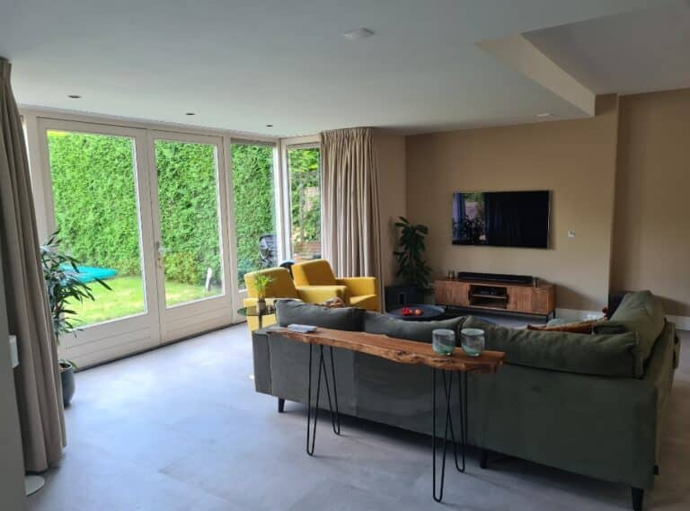 Vloertegel Floris lichtgrijs PVC vloer van Stile Floors – stijlvol en duurzaam van Stile Floors.