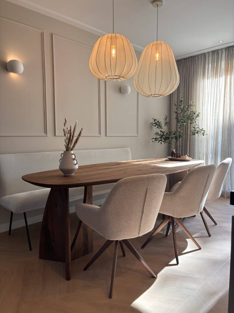 Hongaarse punt Sophia natuurlijk eiken PVC vloer van Stile Floors – realistische houtlook voor woonkamer en slaapkamer.