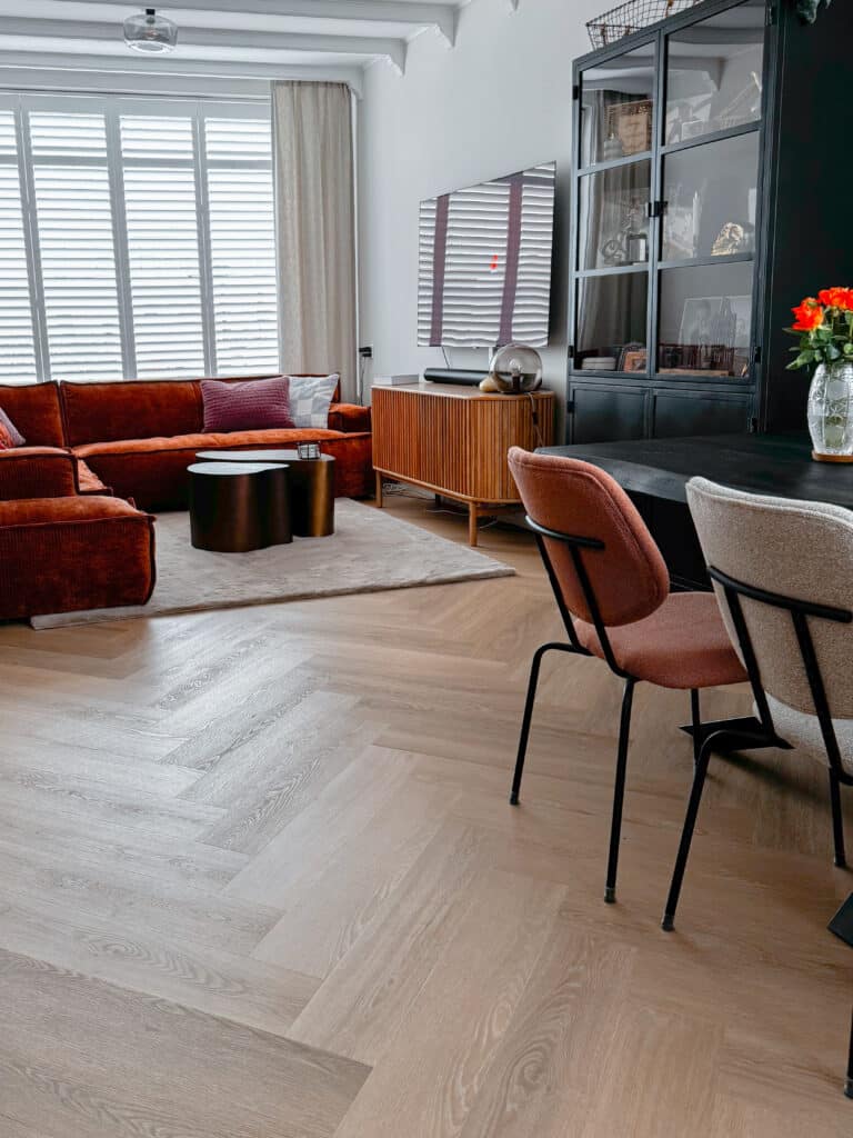 Sanne Smeets Vivian beige eiken XL visgraat