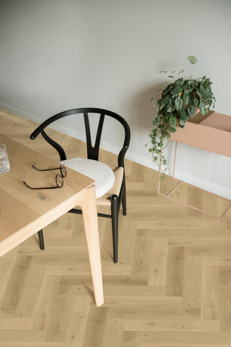 Vivian licht eiken visgraat XL | Stile Floors