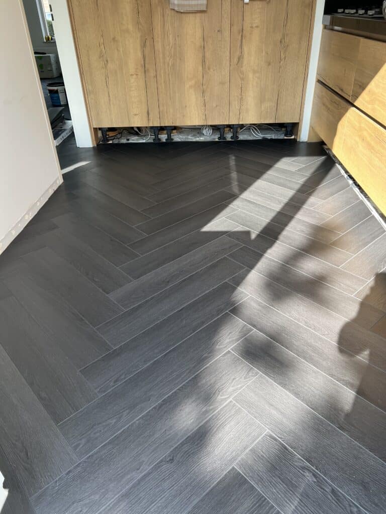 Blog zwarte vloer welke kleur muur