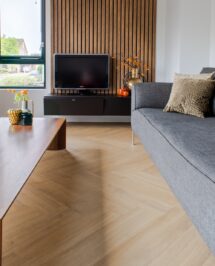 Sophia warm bruin eiken PVC visgraat vloer