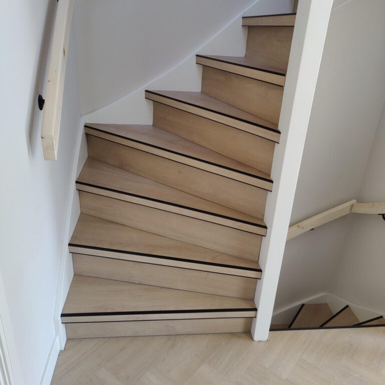Traprenovatie bekleed