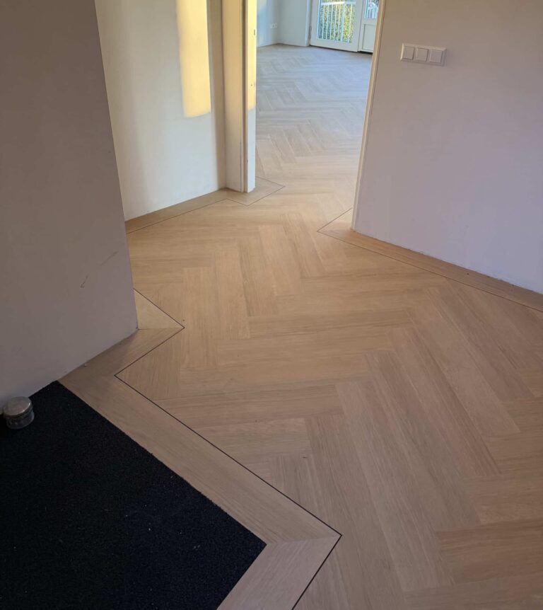 Nore beige eiken visgraat