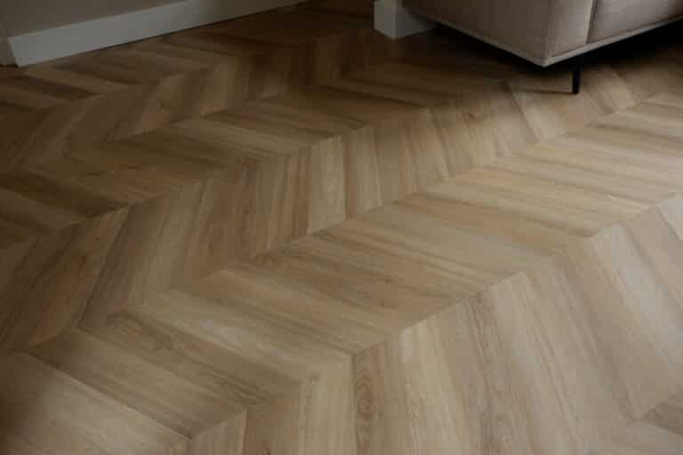 Donau beige eiken hongaarse punt